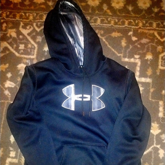 Under Armour hoody - Picture 1 of 1